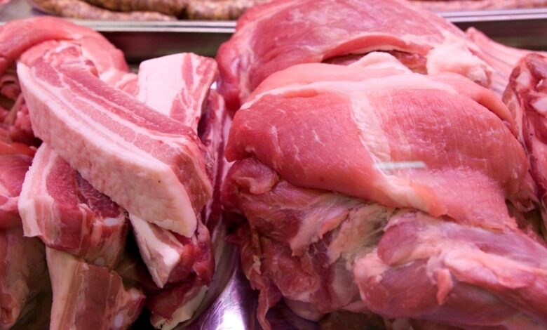 seful-protectiei-consumatorilor-atrage-atentia-ca-in-magazine-se-vinde-carne-de-pui-care-are-in-mod-artificial-culoarea-galbena
