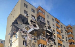 procurorii-cerceteaza-deflagratia-din-blocul-de-locuinte-din-bucuresti