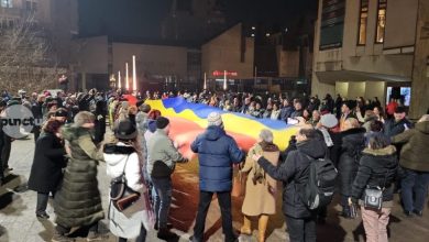 hora-unirii-in-piata-teatrului-din-targu-mures-(video)