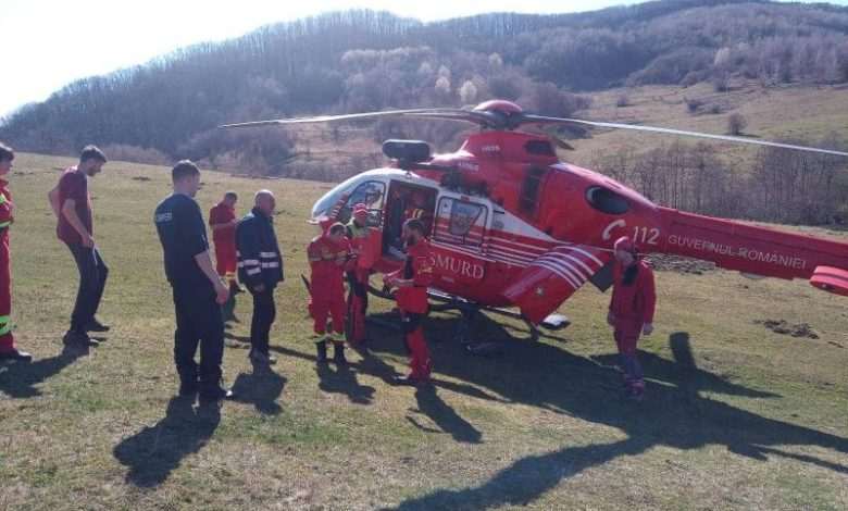 elicopter-de-la-smurd-targu-mures-solicitat-la-un-accident-in-judetul-bistrita-nasaud