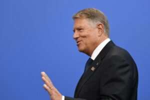 dosarul-anaf-impotriva-sotilor-iohannis,-mutat-la-tribunalul-hunedoara