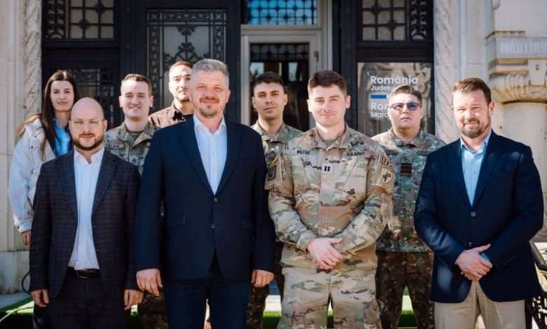 foto:-delegatie-de-militari-romano-americana,-in-vizita-la-primaria-targu-mures
