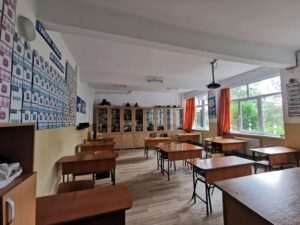 copiii-care-implinesc-varsta-de-sase-ani-pana-la-31-august-inclusiv-trebuie-inscrisi-pentru-a-incepe,-din-toamna,-clasa-pregatitoare