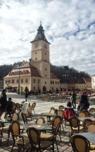 se-deschid-terasele-in-centrul-istoric-al-brasovului