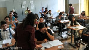 poezia-le-a-dat-batai-de-cap-elevilor-din-brasov-la-simularea-bacalaureatului