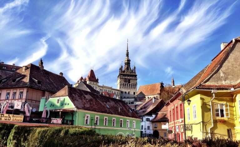 un-milion-de-turisti-au-vizitat-bisericile-fortificate-din-transilvania-in-2025-–-majoritatea-sunt-romani