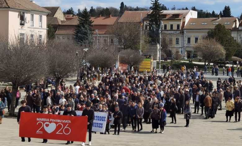 inca-un-mars-pentru-viata-la-targu-mures.-acum-unul-greco-catolic