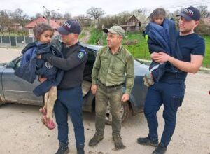 ancheta-sociala,-astazi,-la-familiile-fetelor-disparute-duminica-la-tarnaveni