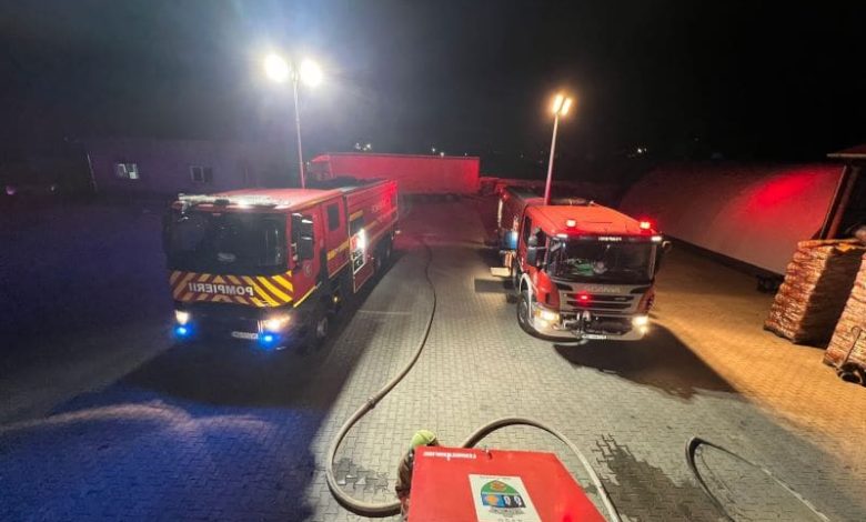 incendiu-intr-o-hala-cu-carbune-din-balauseri