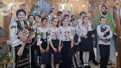 moment-artistic,-in-biserica-ortodoxa-din-cartierul-targumuresean-dambu-pietros