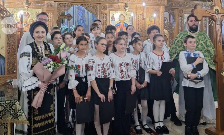 moment-artistic,-in-biserica-ortodoxa-din-cartierul-targumuresean-dambu-pietros