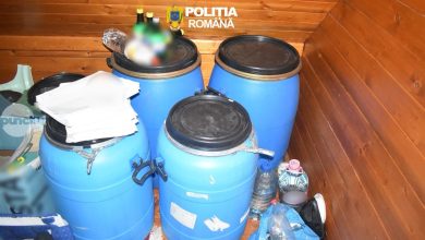 peste-600-de-litri-de-alcool-indisponibilizati,-in-urma-unor-perchezitii-efectuate-de-politistii-mureseni