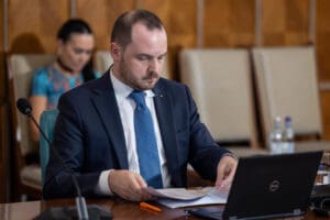 modul-de-finantare-a-sectiilor-de-ati,-in-transparenta-decizionala