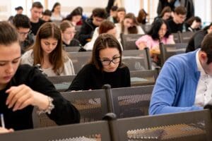 continua-inscrierile-pentru-preadmitere-la-umfst-tg.-mures