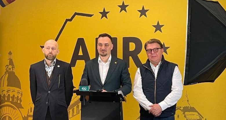 solutiile-aur-pentru-relansarea-combinatului-azomures-prezentate-intr-o-conferinta-organizata-la-targu-mures