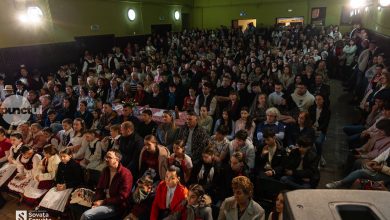 aproape-400-de-tineri-au-adus-traditia-la-viata-la-sovata,-in-cadrul-unui-festival-de-prestigiu