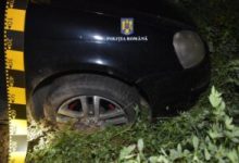 covasna:-doi-barbati-care-au-taiat-avelopele-a-14-masini,-retinuti-de-politisti