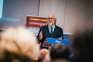 kelemen-hunor:-exista-varianta-unui-guvern-minoritar-pnl-usr-udmr-minoritati,-sustinut-individual-de-parlamentari