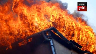 incendiu-de-proportii-in-laureni:-o-casa-de-200-mp,-cuprinsa-de-flacari!