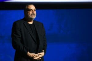 regizorul-laurentiu-damian-primeste-premiul-pentru-intreaga-activitate-la-premiile-gopo-2026