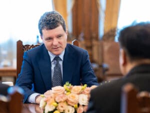 presedintele-nicusor-dan-spune-ca-este-nevoie-de-o-sporire-a-parteneriatului-strategic-dintre-romania-si-statele-unite