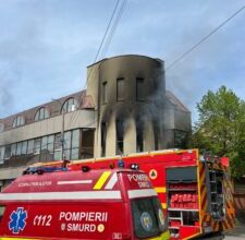 incendiu-la-o-cladire-de-birouri-din-targu-mures