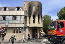 foto-video:-incendiu-la-birourile-ansamblului-muresul