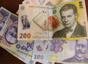 leul-s-a-depreciat-in-raport-cu-euro,-dolarul-american,-cu-lira-sterlina-si-francul-elvetian