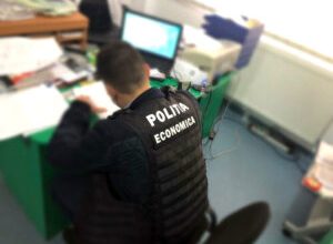 functionara-din-mures,-banuita-de-delapidare