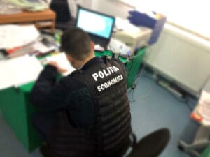 functionara-din-mures,-banuita-de-delapidare