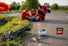 accident-grav:-tanar-preluat-de-elicopterul-de-la-targu-mures-dupa-ce-s-a-rasturnat-cu-trotineta!