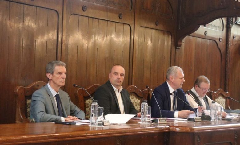 bugetul-judetului-mures-pentru-anul-2026,-prezentat-de-peter-ferenc,-presedintele-cj-mures.-cele-mai-importante-proiecte-ale-judetului