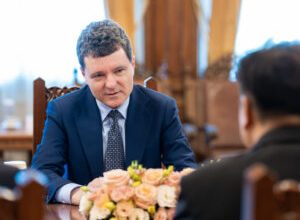 calcule-ale-partidelor-parlamentare-inaintea-consultarilor-oficiale-de-la-cotroceni-pentru-numirea-viitorului-premier