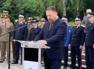 ziua-independentei-de-stat-a-romaniei,-ziua-victorie-natiunilor-unite-si-ziua-europei,-marcate-si-la-targu-mures