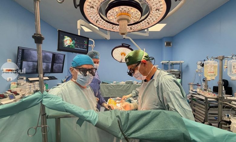 operatie-cardiovasculara-complexa-de-aproape-sase-ore-la-iubcvt:-pacient-de-59-de-ani,-stabil-postoperator