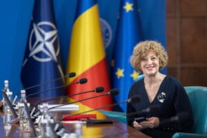 sindicatul-angajatilor-din-aparatul-de-lucru-al-guvernului-cere-demisia-vicepremierului-oana-gheorghiu-si-a-ministrului-irineu-darau