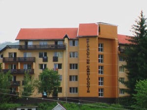 spitalul-de-cardiologie-din-covasna-se-confrunta-cu-o-lipsa-acuta-de-personal