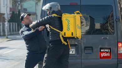 altercatie-in-trafic:-bataie-intre-un-curier-glovo-si-un-sofer-pe-strada-budiului-din-targu-mures!-video