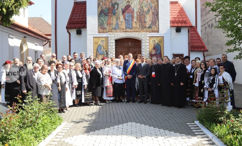 liga-femeilor-crestin-ortodoxe-a-sarbatorit-organizatia-din-reghin-la-30-de-ani-de-activitate