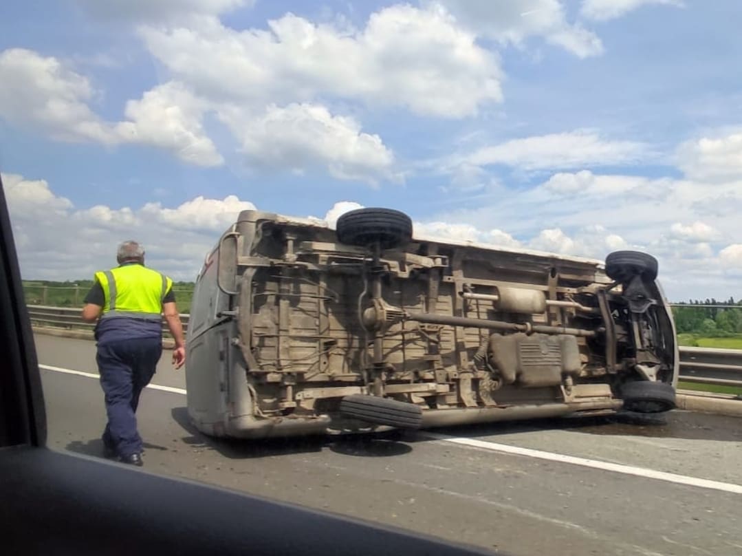 accident-pe-autostrada-a3:-duba-rasturnata-in-zona-turda!