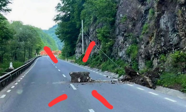 atentionare-de-urgenta:-caderi-masive-de-stanci-pe-dn15,-targu-mures-–-toplita!
