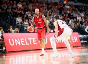 csm-oradea,-la-un-pas-de-o-noua-finala-la-baschet