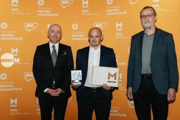 antrenor-muresean-de-lupte-in-randul-celor-10-profesori-exceptionali,-premiati-la-gala-premiilor-mentor 