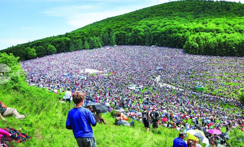 aproximativ-300.000-de-persoane,-inclusiv-presedintele-ungariei,-sulyok-tamas,-asteptate-la-pelerinajul-de-la-sumuleu-ciuc