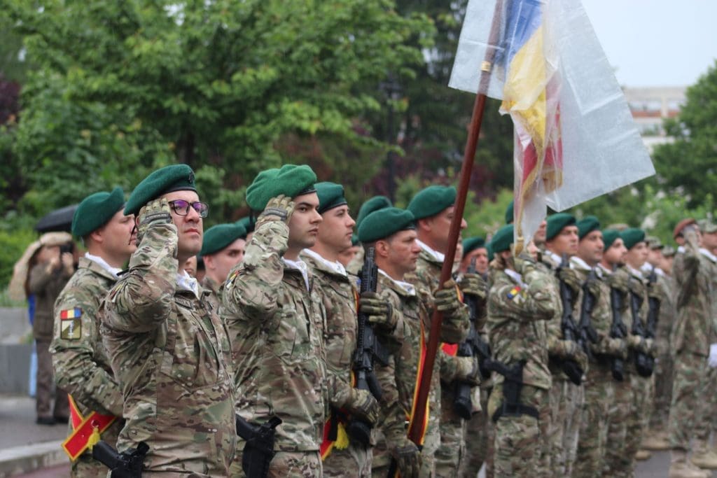foto:-ceremonie-comemorativa-de-ziua-eroilor-la-targu-mures