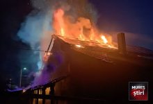 alerta:-incendiu-violent-la-o-casa-de-locuit-din-sighisoara!-pompierii-au-intervenit-in-miez-de-noapte
