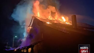 alerta:-incendiu-violent-la-o-casa-de-locuit-din-sighisoara!-pompierii-au-intervenit-in-miez-de-noapte