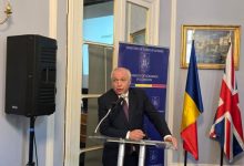 rectorul-umfst-targu-mures,-intalnire-la-londra-cu-peste-100-de-medici-romani-care-profeseaza-in-regatul-unit