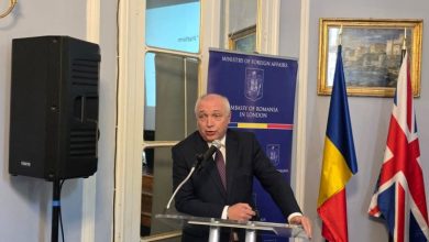 rectorul-umfst-targu-mures,-intalnire-la-londra-cu-peste-100-de-medici-romani-care-profeseaza-in-regatul-unit