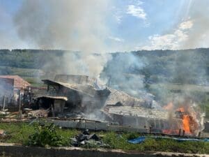 incendiu-de-proportii-in-localitatea-mureseana-giulus